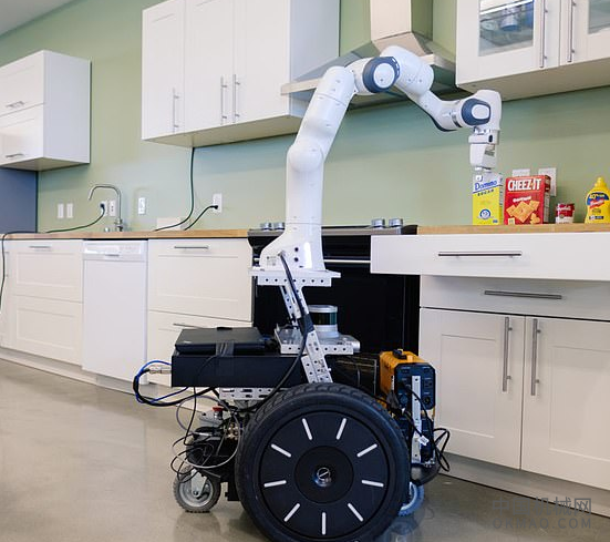最终的机器人厨师：AI'厨房操纵器'学习做所有事情，从跟踪脏菜到做饭 中国机械网,okmao.com
