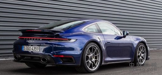 2021保时捷911 Turbo S具有可选的轻量化和运动套件 中国机械网,okmao.com