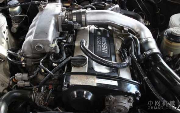 使用1993年日产R33 Skyline GTS-T享受实惠的性能 中国机械网,okmao.com