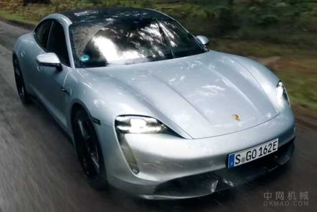 克里斯·哈里斯(Chris Harris)将Taycan Turbo S评为有史以来最舒适的保时捷 中国机械网,okmao.com
