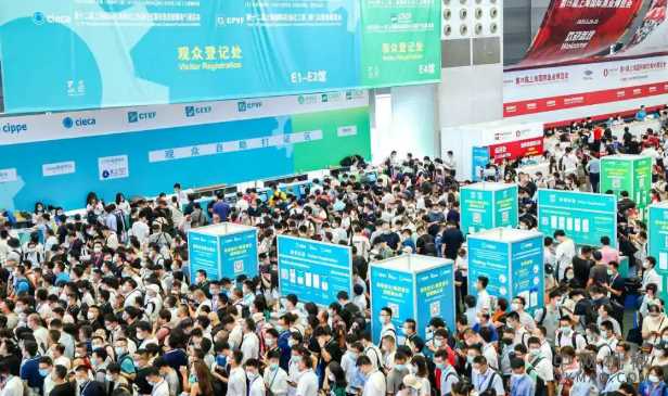 这个人头攒动的充电桩展会释放了什么积极信号？ 中国机械网,okmao.com