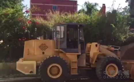 老师傅的开车经：秋冬季装载机使用与保养 中国机械网,okmao.com