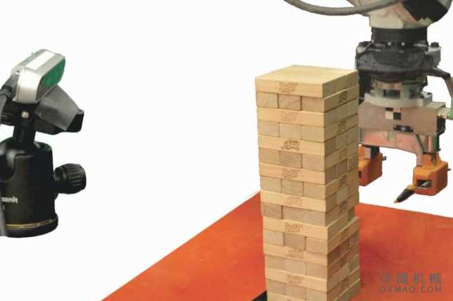 麻省理工学院的机器人结合了视觉和触觉来学习积木游戏 中国机械网,okmao.com