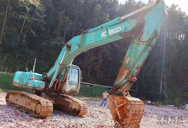 挖掘机液压油一定要选择正规的 中国机械网,okmao.com