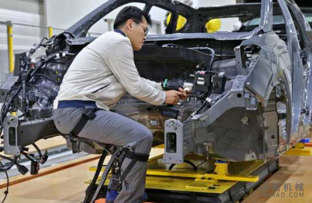 现代外骨骼旨在减轻工人的压力，将在工厂进行测试 中国机械网,okmao.com