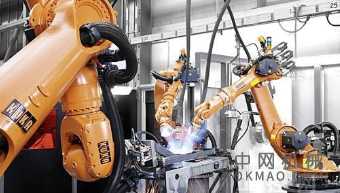 制造商采用帮助人类工人的机器人，而不是代替他们 中国机械网,okmao.com