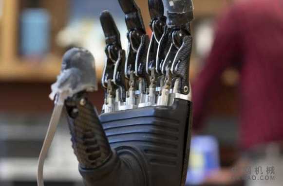 新的“ e-真皮”为假肢带来触摸感和疼痛感 中国机械网,okmao.com