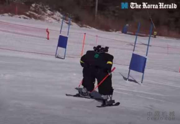 机器人可以在战区的混合地形上行走：看到那些滑雪竞赛者吗？他们是机器人 中国机械网,okmao.com