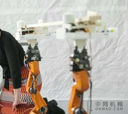 在机器人的帮助下定制木工:该系统可以让非专家定制不同的项目,然后可以使用机器人的帮助 中国机械网,okmao.com