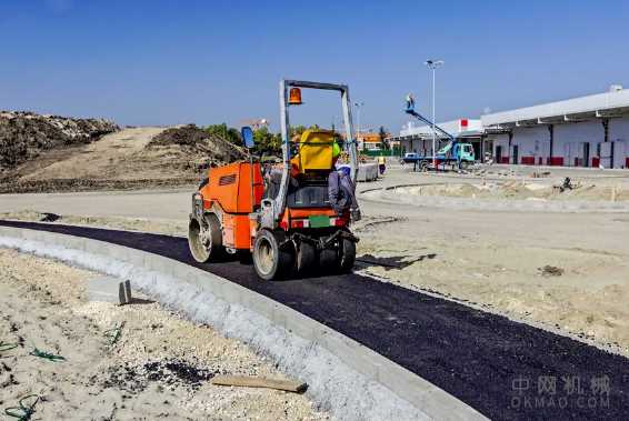 小型压路机液压油降温措施 中国机械网,okmao.com