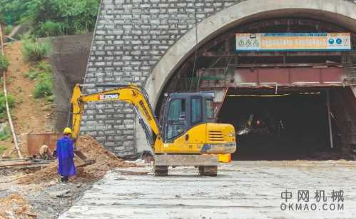 干沙滩变成金沙滩！ 扶贫大剧《山海情》为徐工打call！ 中国机械网,okmao.com