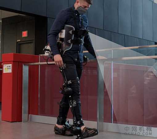 机器人外骨骼有一天可以自己行走：人工智能和可穿戴式摄像头可以帮助外骨骼的行为有点像自动驾驶汽车 中国机械网,okmao.com
