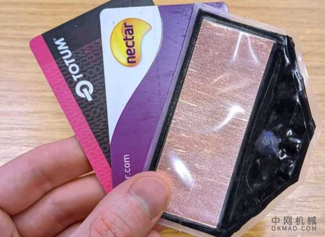 信用卡大小的软泵为可穿戴的人造肌肉提供动力 中国机械网,okmao.com