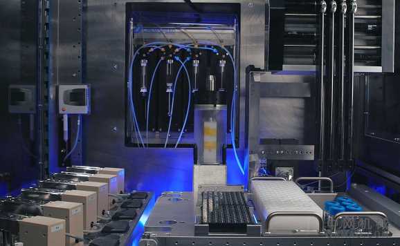 机器人，人工智能和云计算相结合，以增强化学和药物合成，IBM希望彻底改变工业化学，在此过程中，Covid-19疗法的发现时间可能缩短了一半 中国机械网,okmao.com