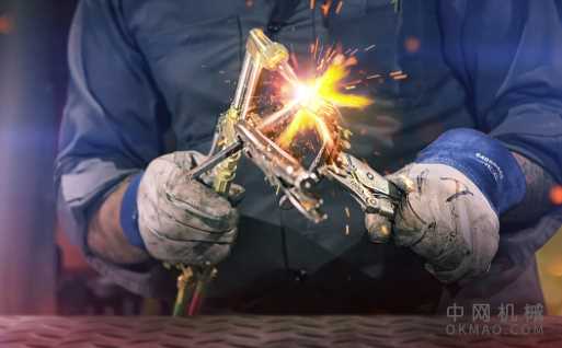 伊萨为 Netflix 系列金属车间大师提供焊接设备 中国机械网,okmao.com